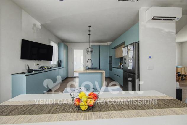 Casa indipendente di 227 m² con più di 5 locali in vendita a Fiesso Umbertiano - Foto 10
