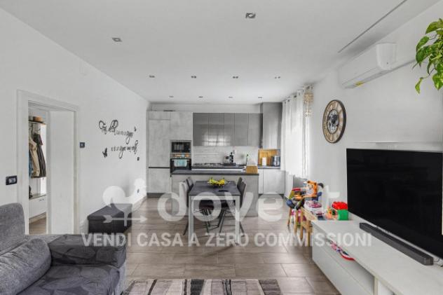 Appartamento di 85 m² con 3 locali e box auto in vendita a Luino - Foto 8
