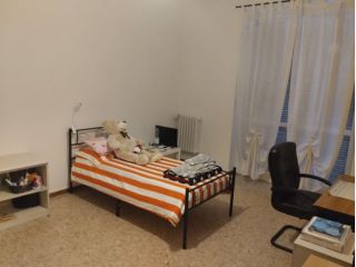 Ampia singola vicino stazione ed ospedale