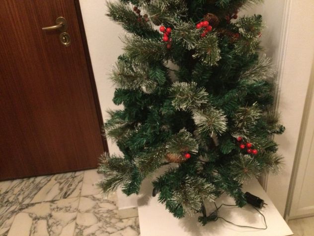 Albero di Natale in PVC con illuminazione LED. - Foto 4