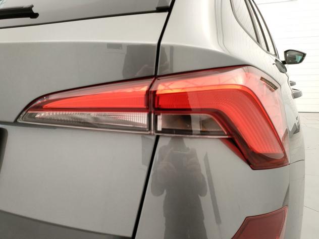 Škoda Kamiq 1.0 TSI Black Dots DSG 85kW - Foto 8