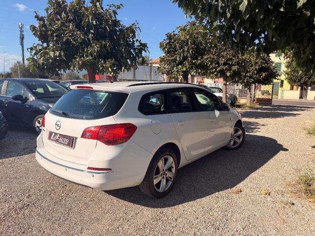OPEL - Astra Station Wagon Sports Tourer 1.4 t. Cosmo Gpl Tech 140cv - Foto 4