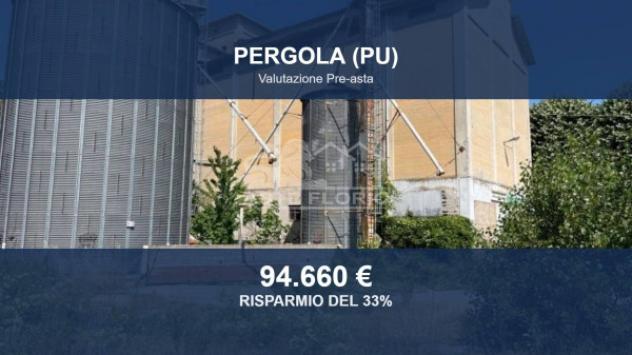 Immobile in asta di 808 m² in vendita a Pergola