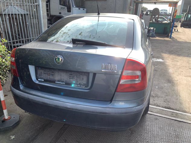 Ricambi Skoda Octavia 2007 1.9 tdi bxe - Foto 2