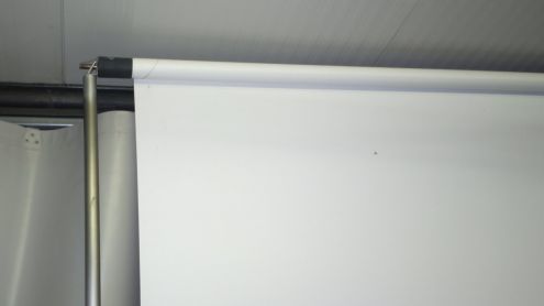 Schermo 310 x 220 completo di supporti - Foto 4