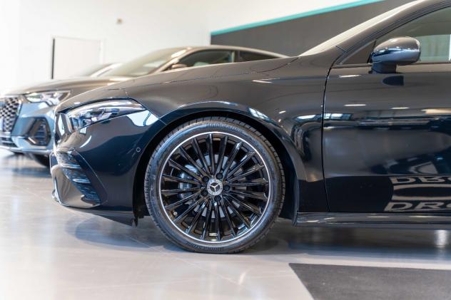 Mercedes-benz A 200d AMG/Premium/Night/ DIGITAL/TETTO/19" - Foto 6