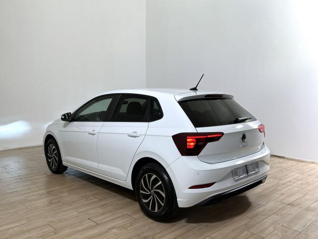 Volkswagen Polo Polo 1.0 Young 80cv - Foto 6