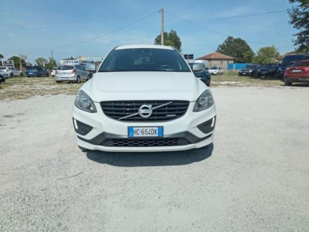 VOLVO XC60 D5 AWD Geartronic R-design Kinetic rif. 23829455