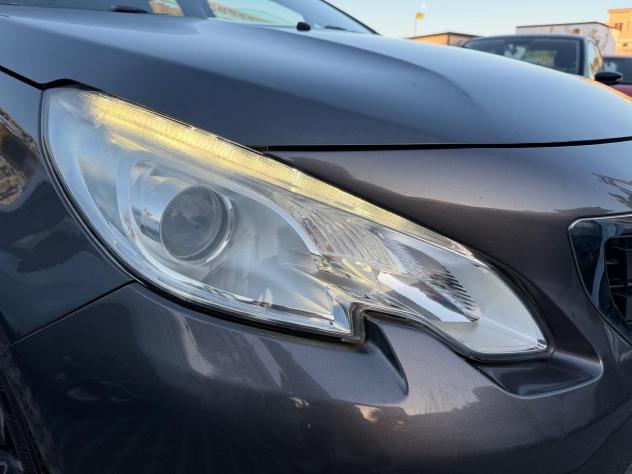 Peugeot 2008 BlueHDi 100 Allure-10/2016 - Foto 6