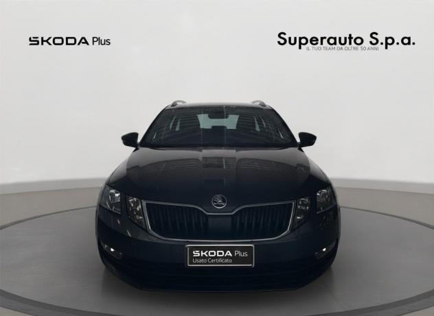 Škoda Octavia 1.6 TDI Executive - Foto 2