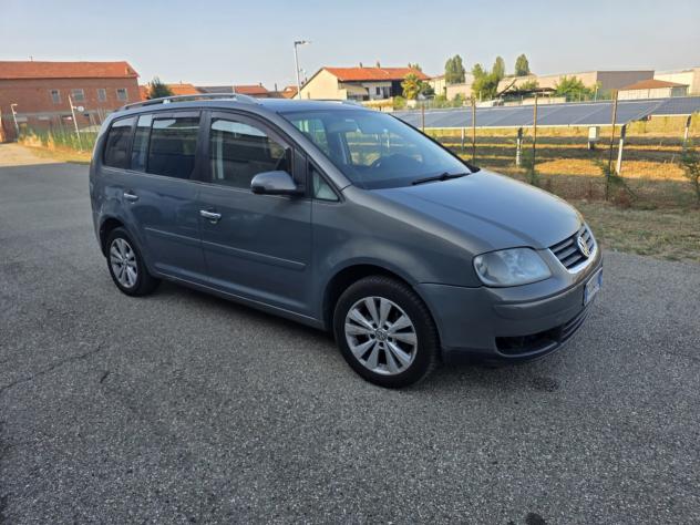 Volkswagen Touran 2.0 16V TDI Highline