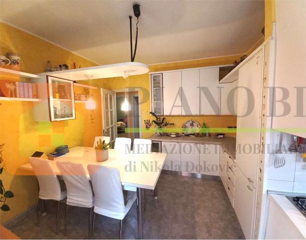 V000579 - AMPIO APPARTAMENTO CON TERRAZZO - Foto 2