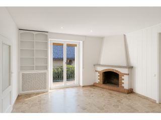 Un Balcone sul Borgo: Respira la Bellezza di Brinzio