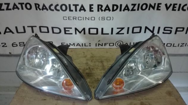 Fari anteriori Ford Focus del 2004