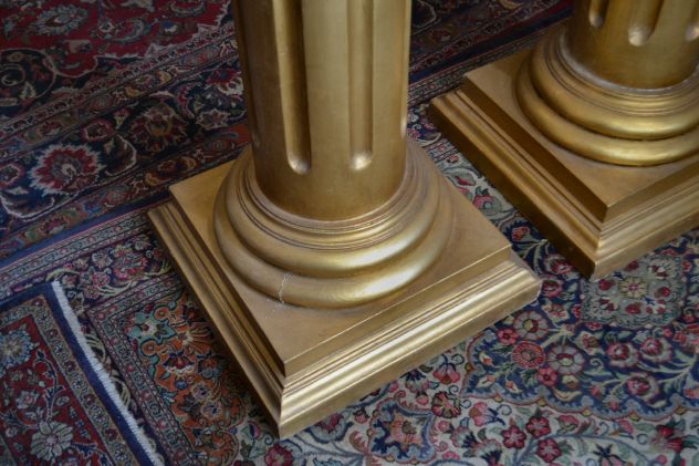 Coppia di colonne dorate alte 225 cm. con capitelli stile ionico - Foto 10
