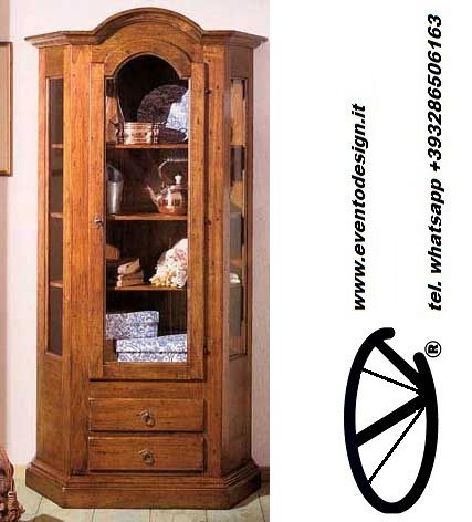 Vetrinetta stile arte povera con 1 porta 3 ripiani interni e 2 cassetti. Cornice