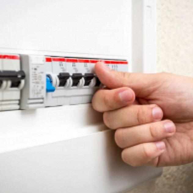 Impianti Elettrici di Chironna Tommaso - Foto 2