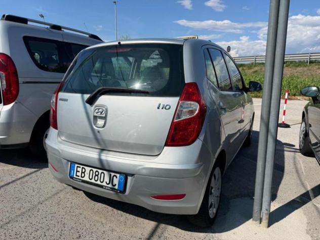 HYUNDAI i10 1.1 12V Active rif. 24152543 - Foto 4