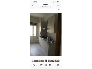 Doppia da Ottobre x due studentesse/ lavoratrici Santacroce/ Prato della Valle