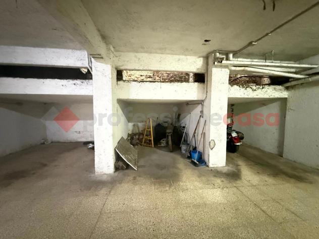 Box/Posto auto - Tivoli . Rif.: Cod. rif 3314982VCG - Foto 8