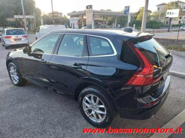 VOLVO XC60 B4 (d) AWD Geartronic Momentum Pro rif. 24200381 - Foto 4