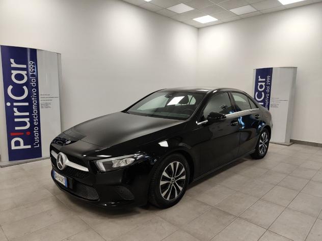Mercedes-Benz Classe A A180d 116cv Sedan auto Camera+Sensori Pelle/Tessuto