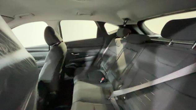 Hyundai Tucson Hybrid 1.6 HEV 2wd 239cv Business Auto - Foto 10