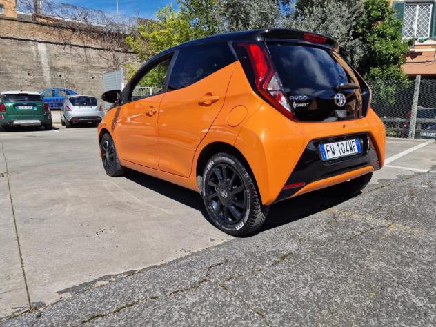 Toyota Aygo 5 Porte Aygo 5p 1.0 x-cite m-mt 72cv - Foto 8