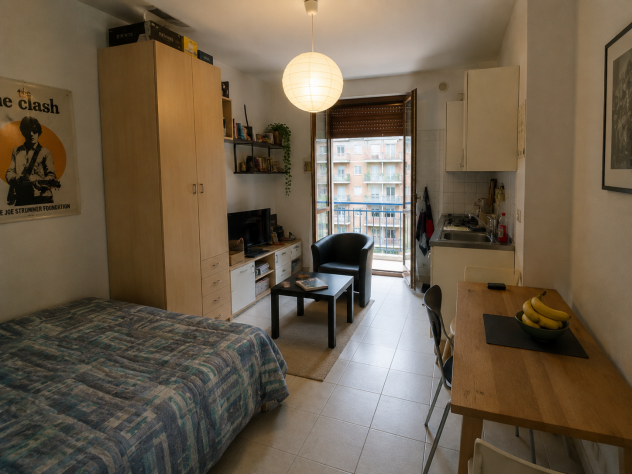 MONOLOCALE IN VIA CABOTO : 330EURO MINIME SPESE