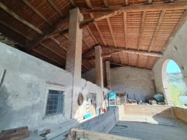 Immobile in asta di 244 m² con più di 5 locali in vendita a Montecchio Maggiore - Foto 6