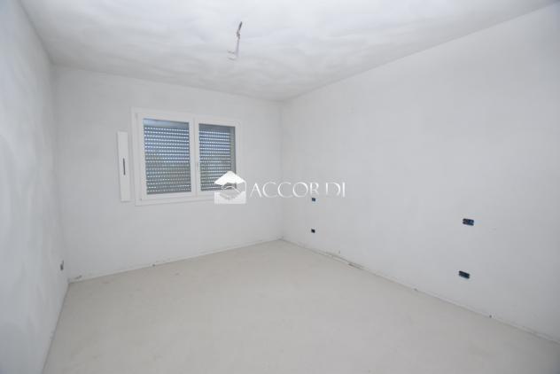 CASA INDIPENDENTE di 6 vani e di 220 mq (VEDELAGO) rif. ZI150 - Foto 15