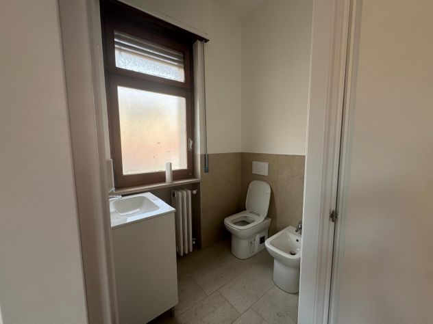 CAMERE con BAGNO PRIVATO PER STUDENTI UNIVERSITARI – VIA SCIPIO SLATAPER - Foto 10