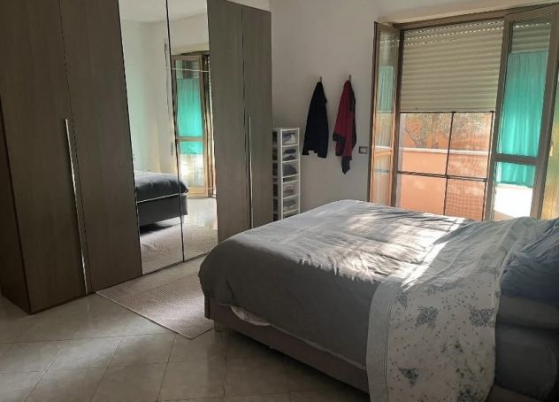ARDEA BILOCALE ARREDATO CON GIARDINO PRIVATO CONDOMINIO INCLUSO - Foto 4