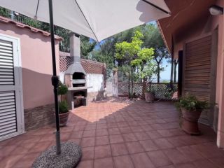 Trilocale in affitto a Stalettì