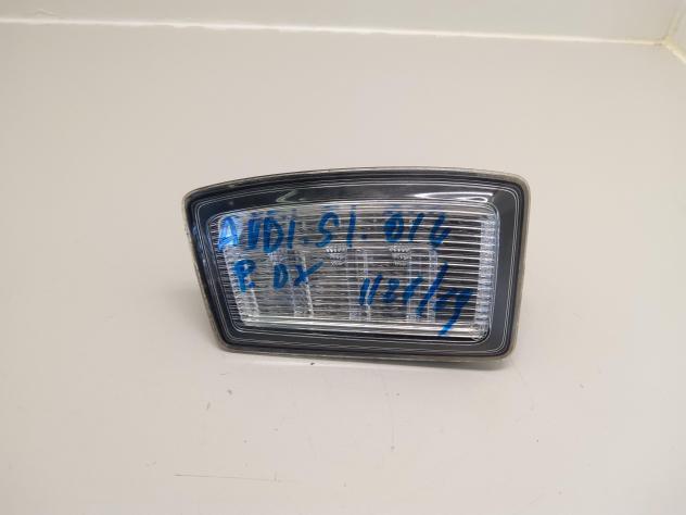 LUCE DI CORTESIA BAULE POSTERIORE AUDI A1 Serie (8XK) 8X0945095 (1418)