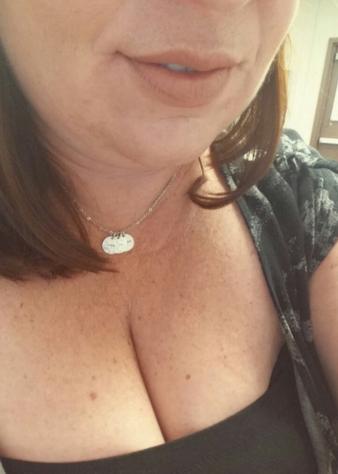 Mariangela6: Divorziata cerca amizia in Bellaria-Igea Marina Tel: