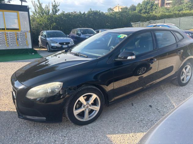 Volvo V40 D2 Momentum - Foto 4
