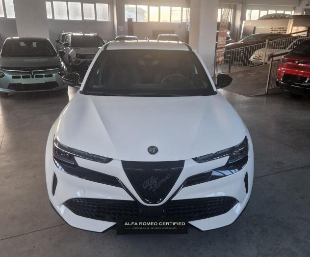 Alfa Romeo Junior Ibrida 1.2 145CV Hybrid eDCT6 ibrida Ti - Foto 2