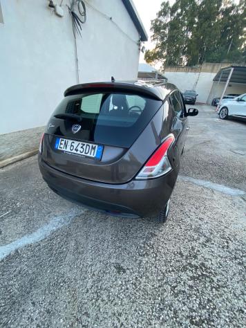 Lancia Ypsilon 1.3 MJT 16V 95 CV 5 porte S&S Silver - Foto 10