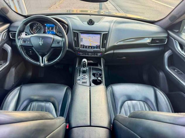 Maserati Levante 3.0 Diesel 275 CV AWD - Foto 2