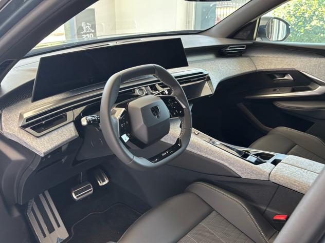 Peugeot 5008 Hybrid 145 e-DCS6 GT - Foto 7