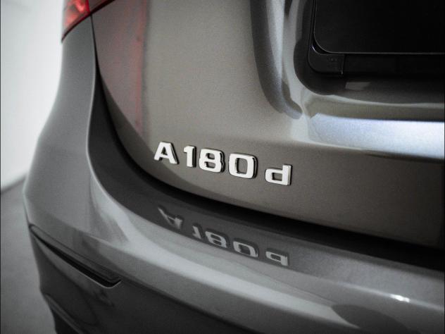 Mercedes-Benz Classe A Classe A 180 d Automatic AMG Line Advanced Plus - Foto 9