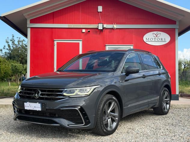 Volkswagen Tiguan R-Line 2.0 TDI 150 CV DSG - Foto 5