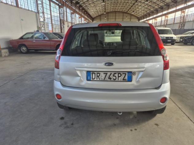 FORD Fiesta 1.2 16V 5p. Ghia rif. 24066957 - Foto 6