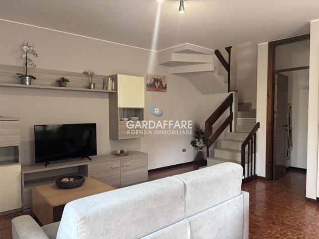 SIRMIONE COLOMBARE OTTIMA VILLETTA TRILOCALE CON PISCINA. - Foto 6