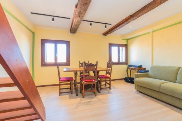 Appartamento di 110 m² con 4 locali in vendita a Venezia