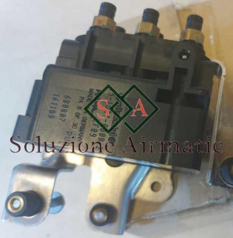 Audi Q7 gruppo valvole compressore sospensioni 7L0698014