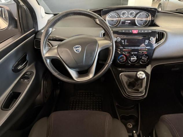 LANCIA Ypsilon 3ª serie Ypsilon 1.3 MJT 16V 95 CV 5 porte S&S Gold - Foto 7