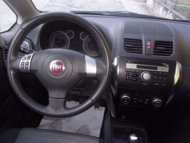 FIAT Sedici 1.6 16v Emotion 4x4 120cv-GARANZIA 12 MESI!! rif. 24055037 - Foto 9