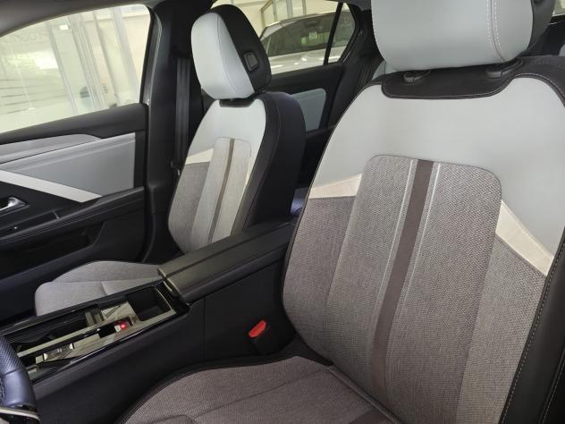 Opel Astra 1.6 Plug-in Hybrid 180 CV AT8 Ultimate - Foto 8